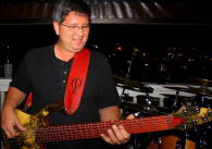 9 String Head